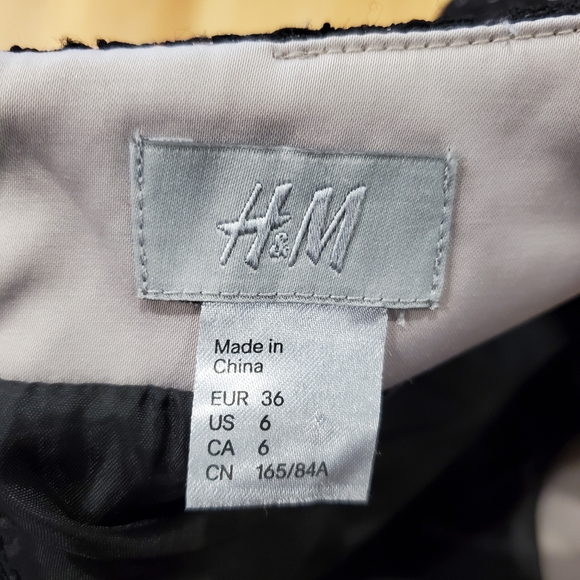 Evening dress - Picture 4 of 7